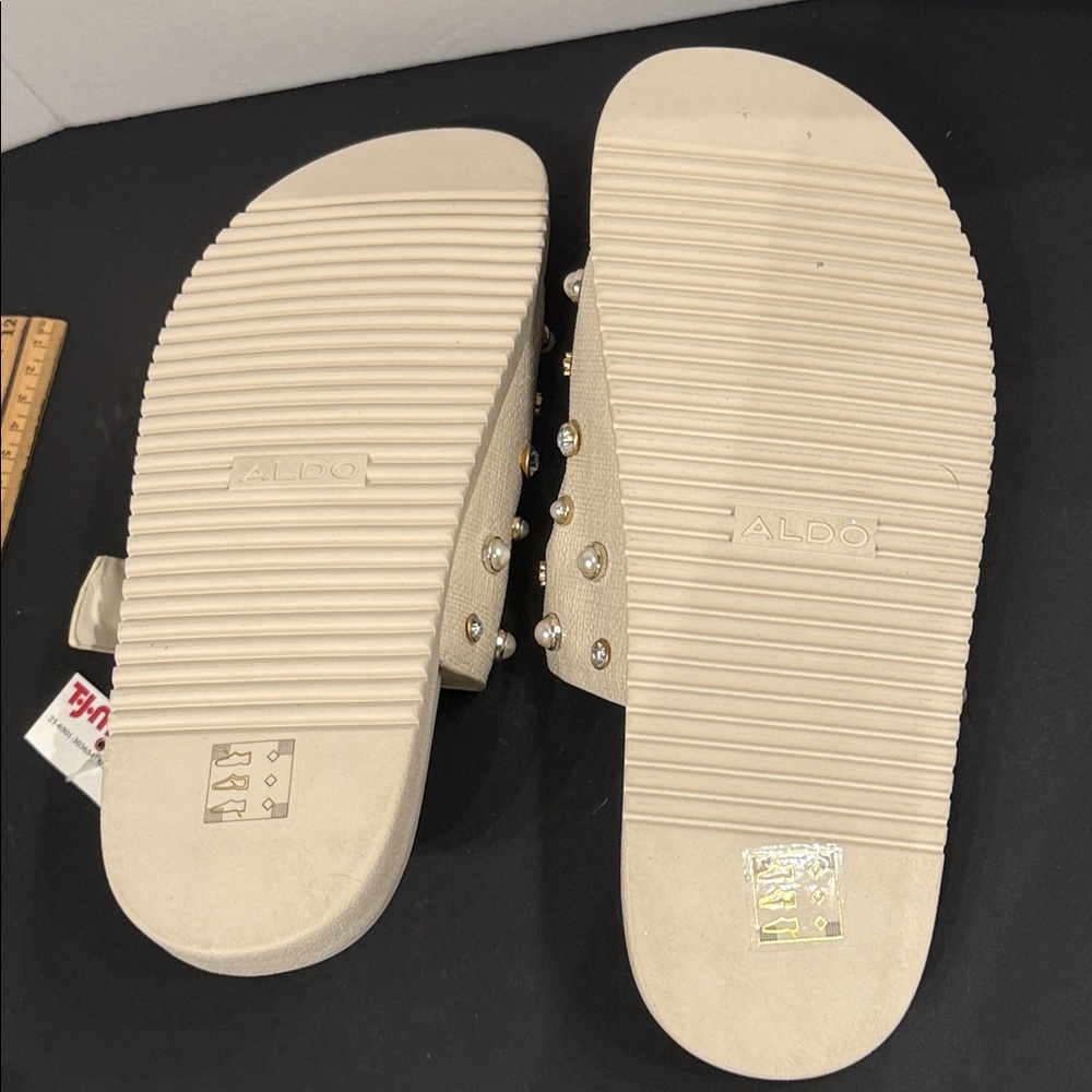 Aldo Beige Embellished Slide Studded Sandals- NWT-FINAL PRICE! size 9 - Picture 10 of 14